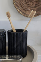 Blossom Scallop Toothbrush Holder