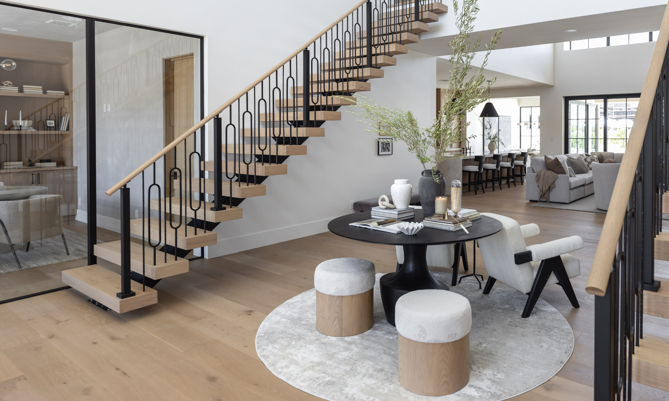 #TheWarmModernHouse