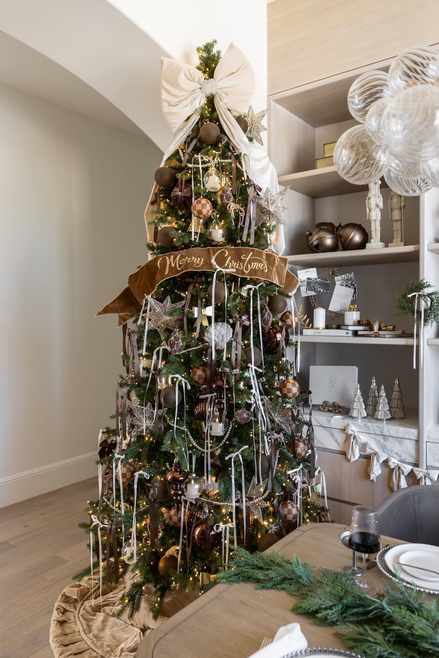 Neutral Tree