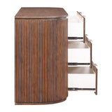 Astrid Dresser