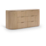 Astrid Dresser