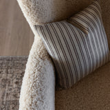 Pola Chair