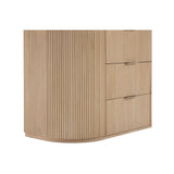 Astrid Dresser