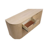 Astrid Dresser