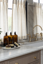 Glass Amber Liquid Pumps