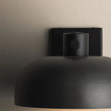 Gomez Sconce