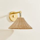 Dalia Sconce
