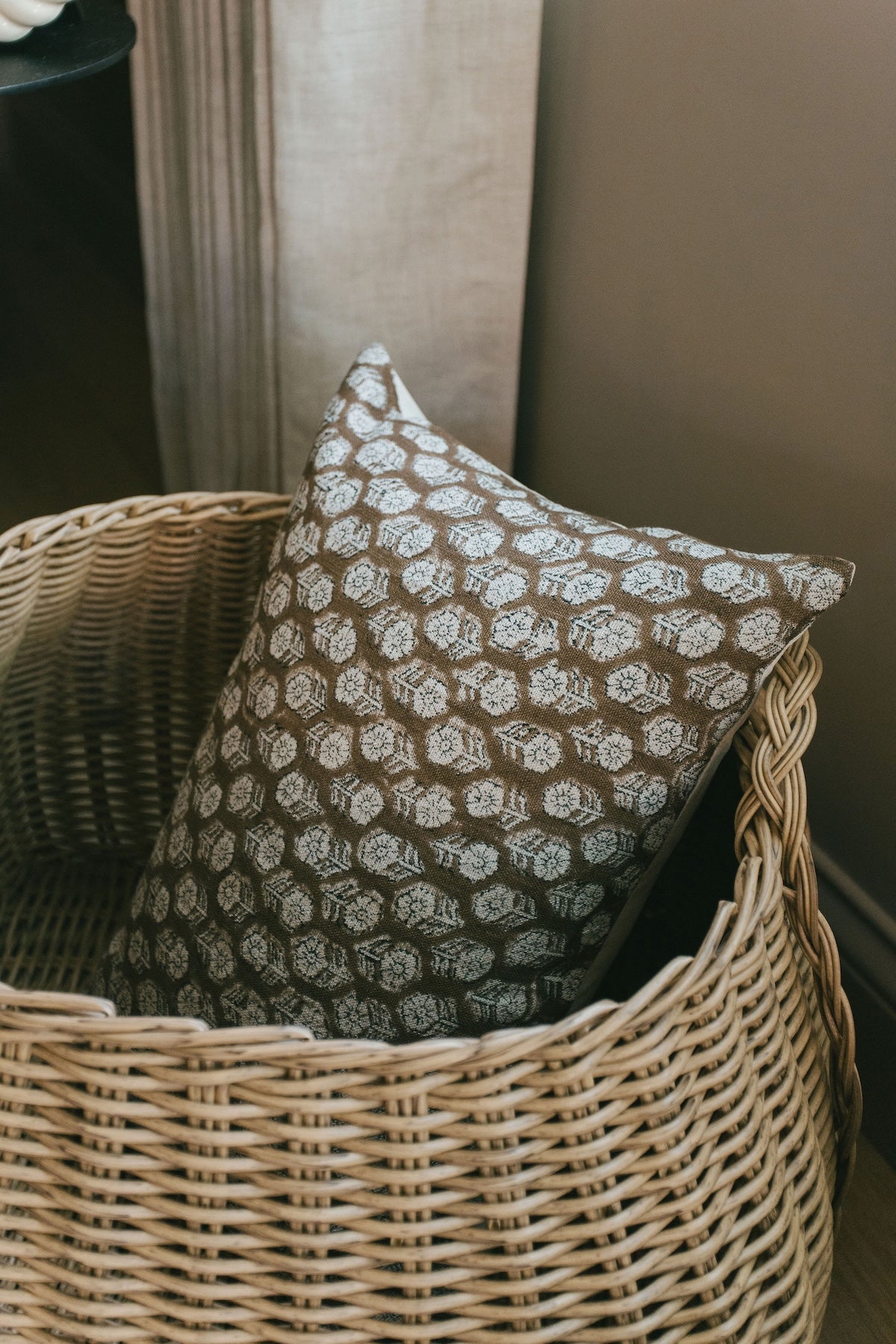 Floral Print Lumbar Pillow - 14