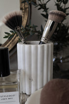 Blossom Scallop Toothbrush Holder - White