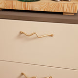 Curvature Handle