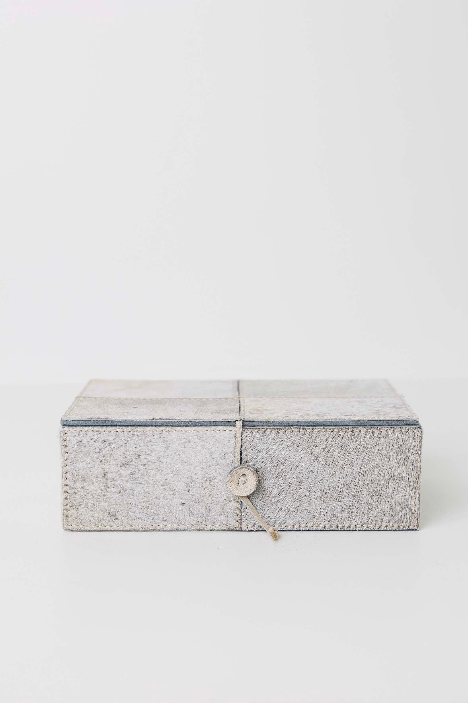 Wrangler Cowhide Box - 2 Sizes