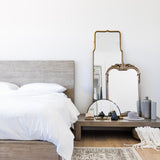 Adelasia Mirror